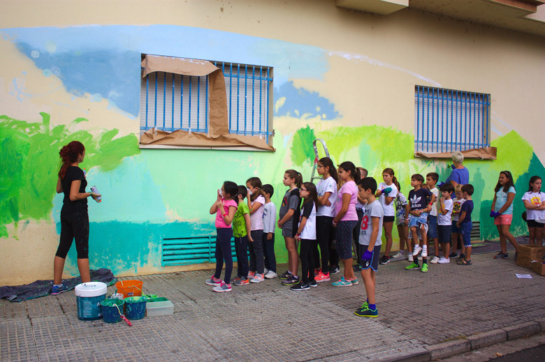 María Ortega Estepa. Mural en el Centro Social Zona Sur, Mérida. Proyecto Murales con Objetivos