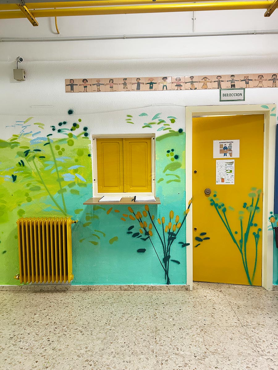 María Ortega Estepa. Mural CEIP Antonio Cuevas. La Puebla del Río (Sevilla)